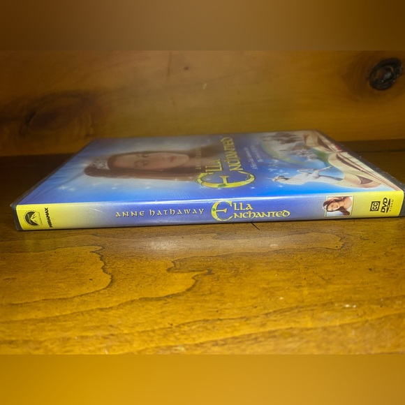 Ella Enchanted DVD NEW - Picture 4 of 4